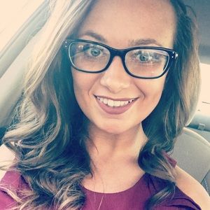 Meet your Posher, Lindsey